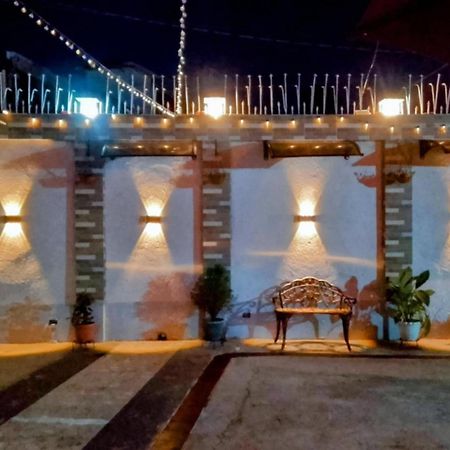 Topaz Bed & Breakfast Hotel San Jose  Exterior photo